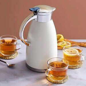 NIB~PAMPERED CHEF~Insulated Pitcher